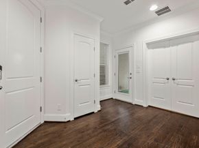 2623 Shady Woods Lane, Houston TX 77008