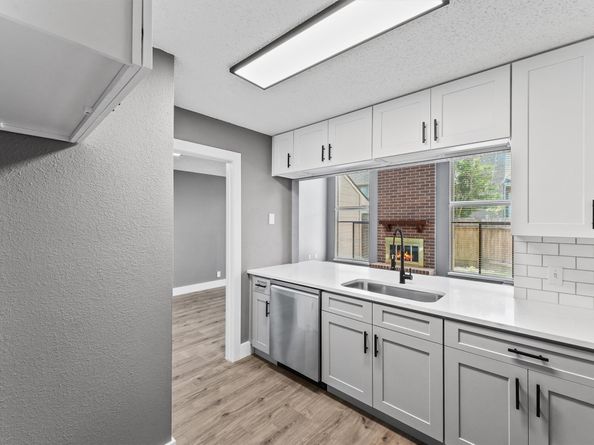 2831 Panagard Drive 39, Houston TX 77082