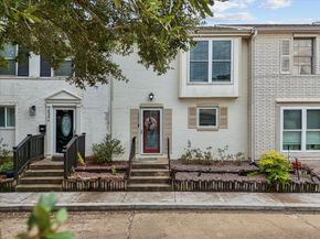 18204 Heritage Ln Lane 8204, League City TX 77058