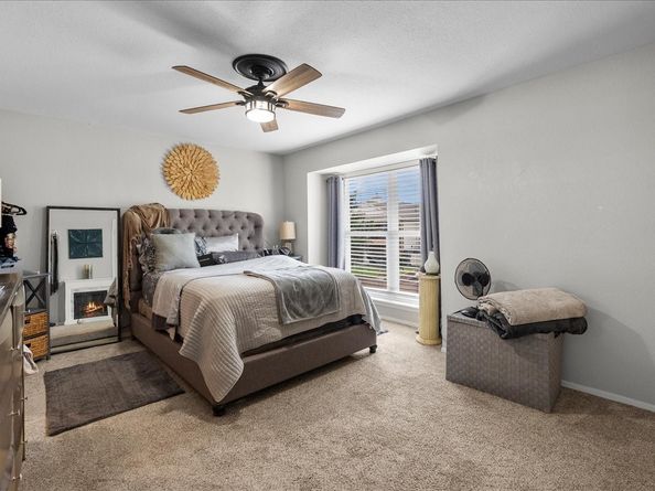 18204 Heritage Ln Lane 8204, League City TX 77058
