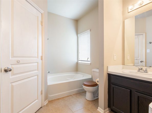 19002 Ayston Drive, Tomball TX 77375