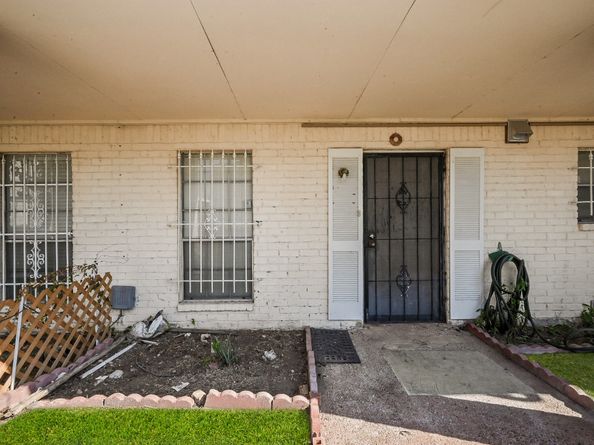 6201 Ranchester Drive 26, Houston TX 77036