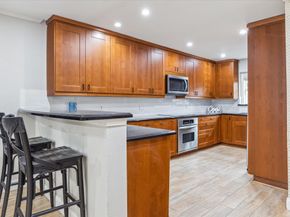 811 Lovett Boulevard 26, Houston TX 77006
