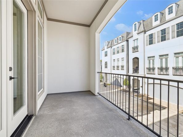 10923 Brookeshire Chase Lane, Houston TX 77043