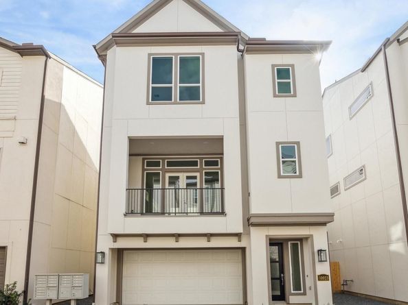 10923 Brookeshire Chase Lane, Houston TX 77043