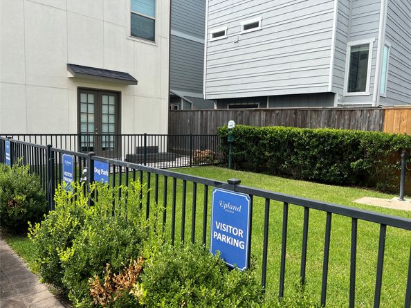 10923 Brookeshire Chase Lane, Houston TX 77043