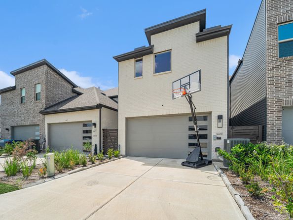 16630 Lake Austin Street, Cypress TX 77433