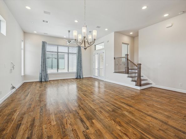 4113 Eigel Street, Houston TX 77007