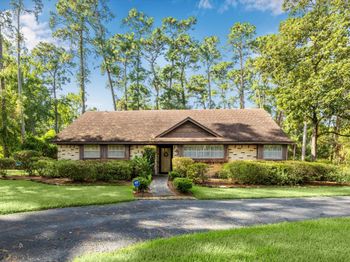 1721 Magnolia Lane