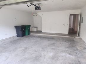 5015 Floyd Street, Houston TX 77007