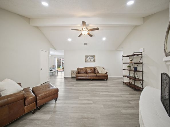 7410 San Lucas Drive, Houston TX 77083