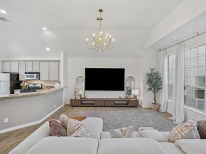 5949 Kiam Street B, Houston TX 77007