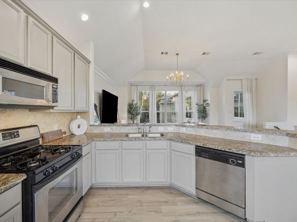 5949 Kiam Street B, Houston TX 77007