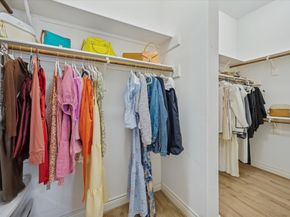 5949 Kiam Street B, Houston TX 77007