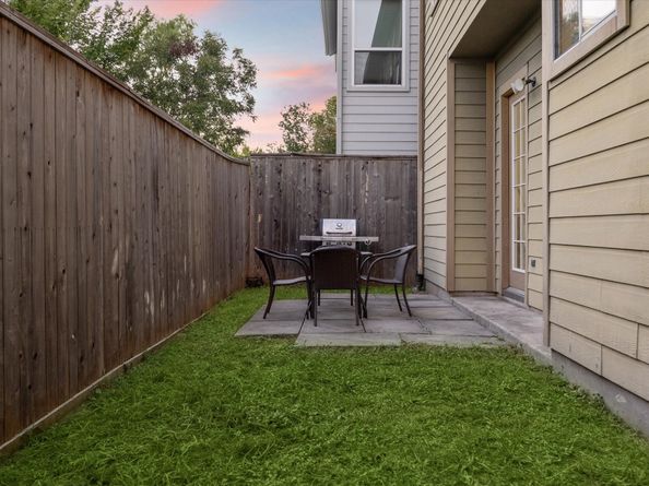 5949 Kiam Street B, Houston TX 77007