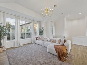 5949 Kiam Street B, Houston TX 77007