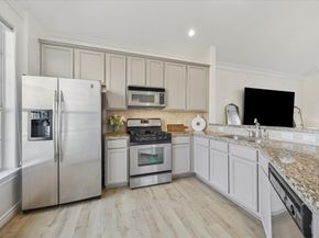 5949 Kiam Street B, Houston TX 77007