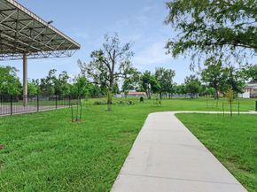 5949 Kiam Street B, Houston TX 77007
