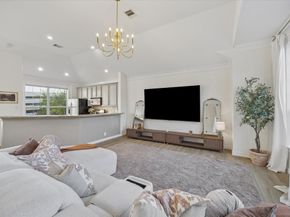 5949 Kiam Street B, Houston TX 77007