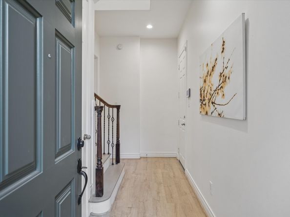 5949 Kiam Street B, Houston TX 77007