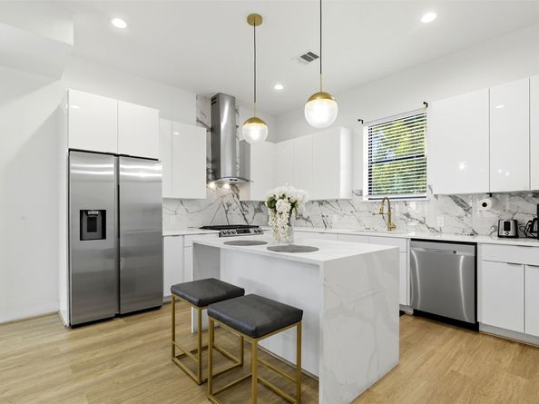 3605 Bremond Street, Houston TX 77004