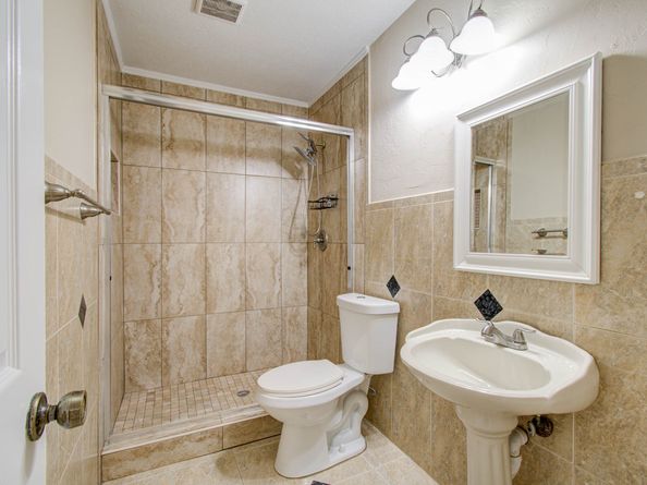 8942 Judwin Street, Houston TX 77075