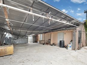 5015 Falls Street, Houston TX 77026