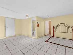 5015 Falls Street, Houston TX 77026