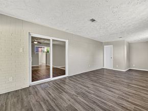 11810 Hunkler Drive, Houston TX 77047