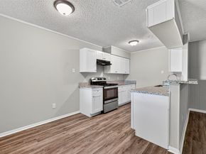 11810 Hunkler Drive, Houston TX 77047