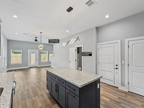 7704 Sealey Street, Houston TX 77088