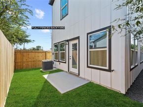 7704 Sealey Street, Houston TX 77088