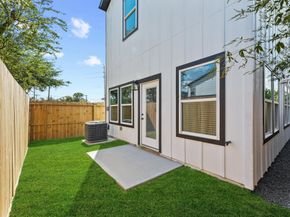 7704 Sealey Street, Houston TX 77088