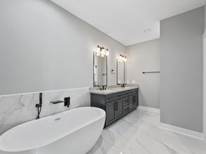7704 Sealey Street, Houston TX 77088