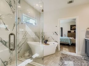 1012 W 23rd Street, Houston TX 77008