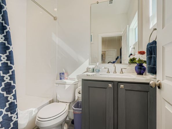 1012 W 23rd Street, Houston TX 77008