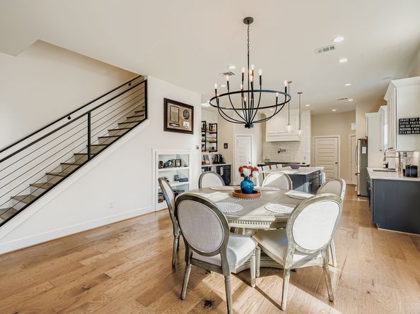 1012 W 23rd Street, Houston TX 77008