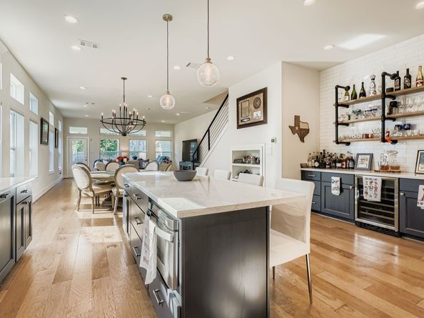 1012 W 23rd Street, Houston TX 77008