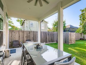 1012 W 23rd Street, Houston TX 77008