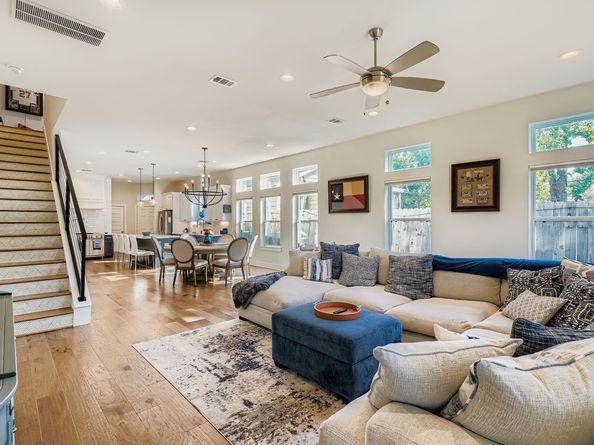 1012 W 23rd Street, Houston TX 77008