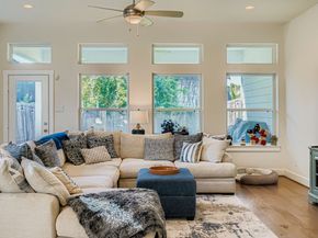 1012 W 23rd Street, Houston TX 77008