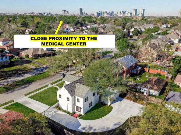 3415 Southmore Boulevard, Houston TX 77004