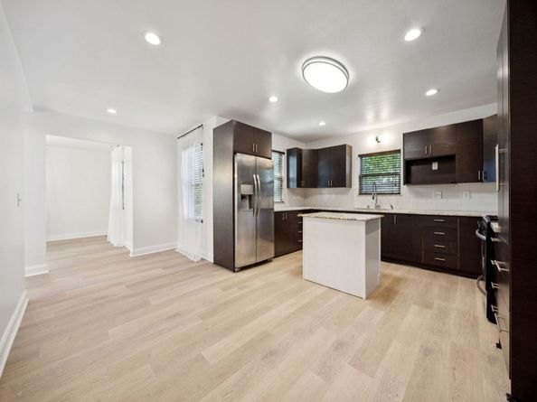 3415 Southmore Boulevard, Houston TX 77004