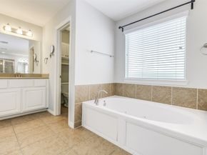 2634 Couch Street, Houston TX 77008