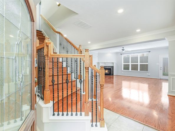 2634 Couch Street, Houston TX 77008