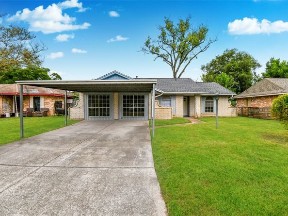 7210 Lumber Jack Drive, Houston TX 77040