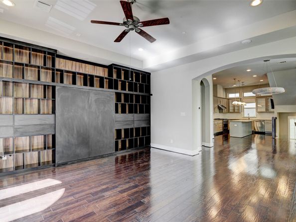 4006 Barnes Street, Houston TX 77007
