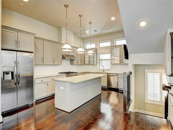 4006 Barnes Street, Houston TX 77007