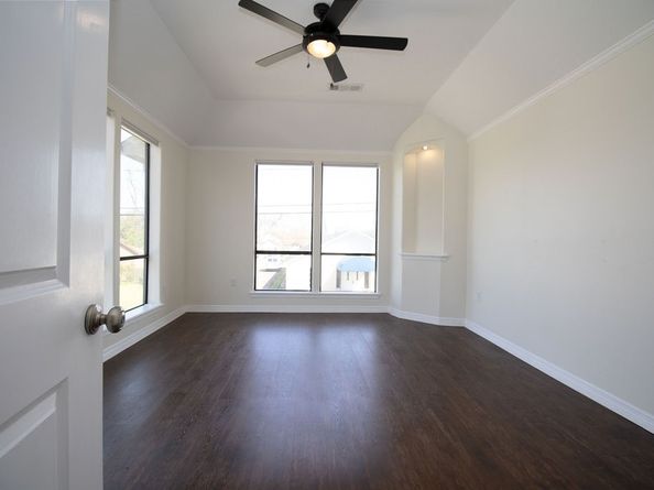 5201 Chapman Street, Houston TX 77009