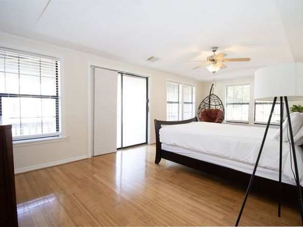 5201 Chapman Street, Houston TX 77009